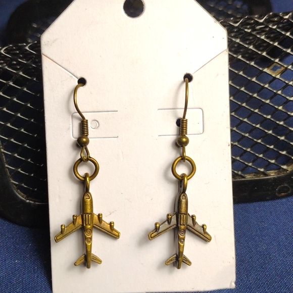 Airplane Dangle Earrings - Picture 1 of 2